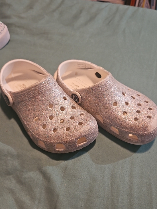 CROCS Other - CROCS Kids Glitter Clogs - White Eith Silver Sparkle